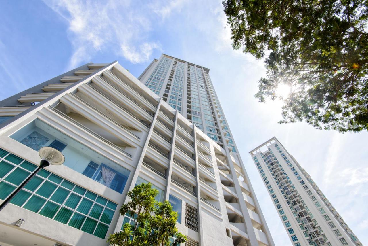 Straits Garden Suites By The Homestay Helper George Town Exterior foto